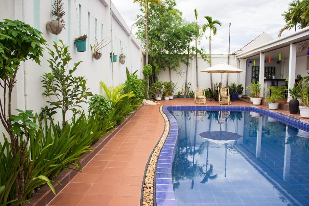 Overflow Guesthouse Siem Reap Exteriör bild
