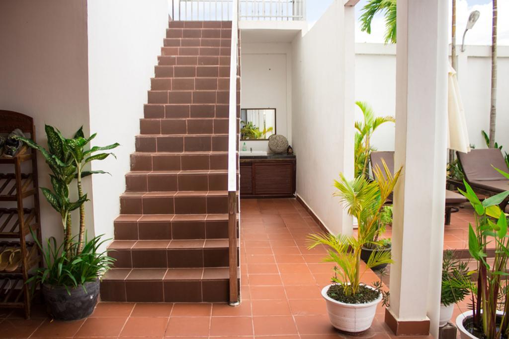 Overflow Guesthouse Siem Reap Exteriör bild