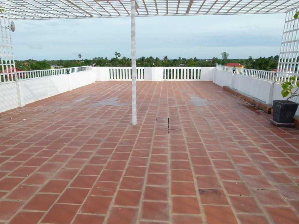 Overflow Guesthouse Siem Reap Exteriör bild